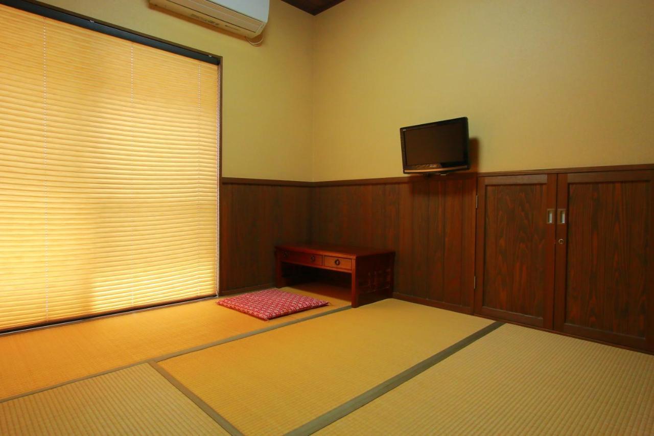 Family Ryokan Kawakyu With Showa Retro, Private Hot Spring Ibusuki Zewnętrze zdjęcie