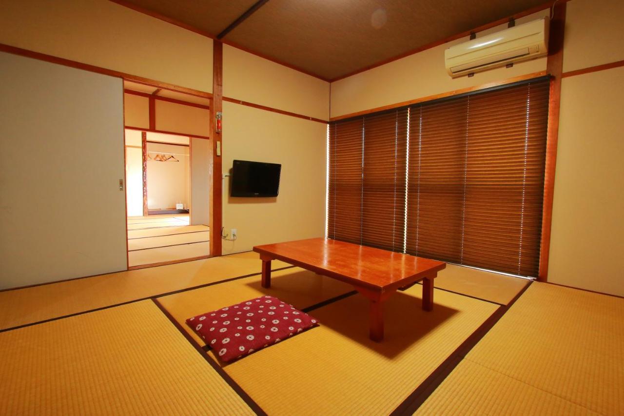 Family Ryokan Kawakyu With Showa Retro, Private Hot Spring Ibusuki Zewnętrze zdjęcie